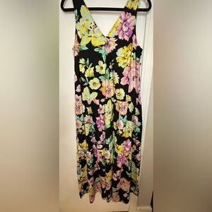 Who What Wear black floral dress NWT
